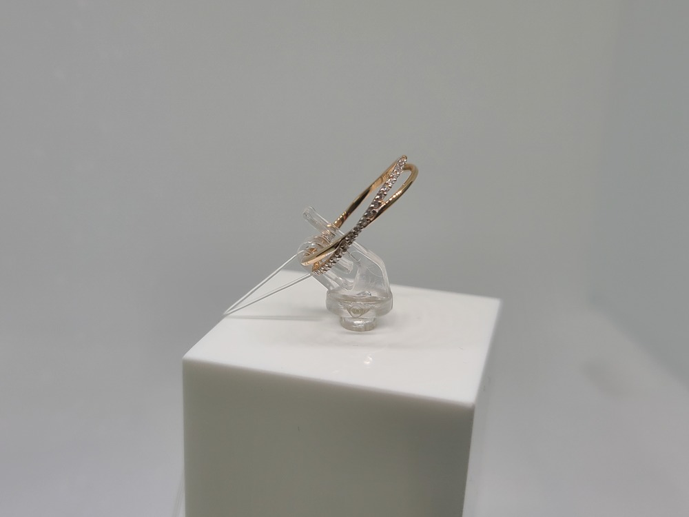 КОЛЬЦО С КАМНЯМИ (Au 585)