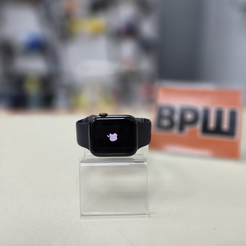 Смарт-часы Apple Watch Series 5 44 мм