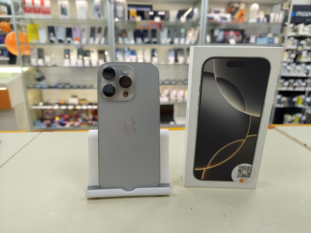 Смартфон Apple Iphone 16 Pro 128Gb