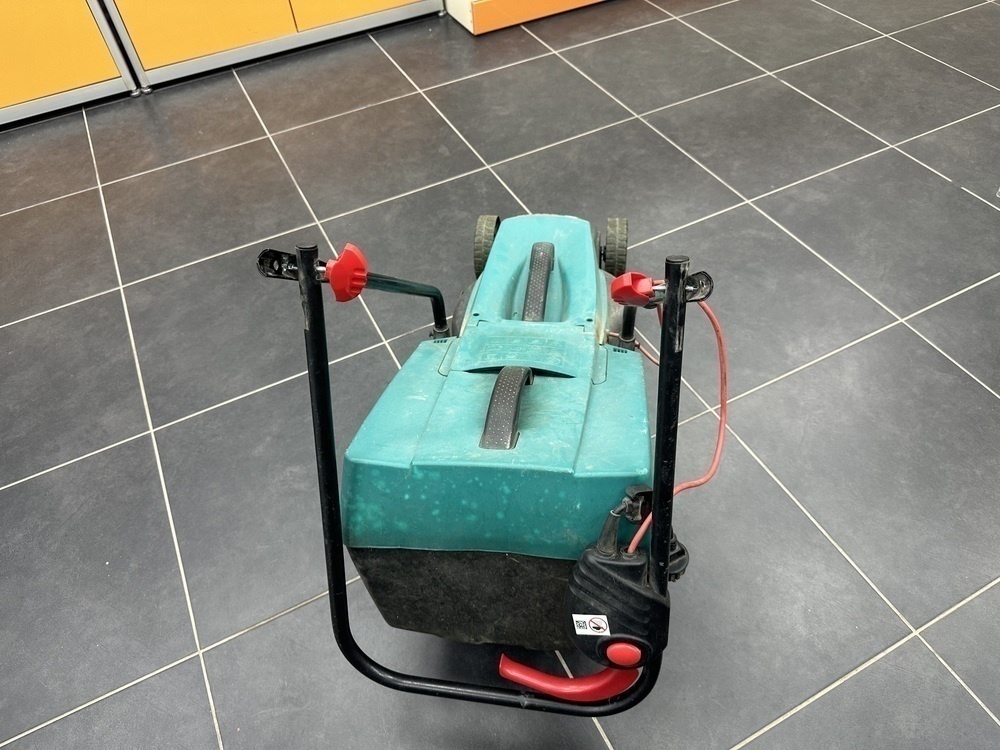 Газонокосилка Bosch ROTAK 320
