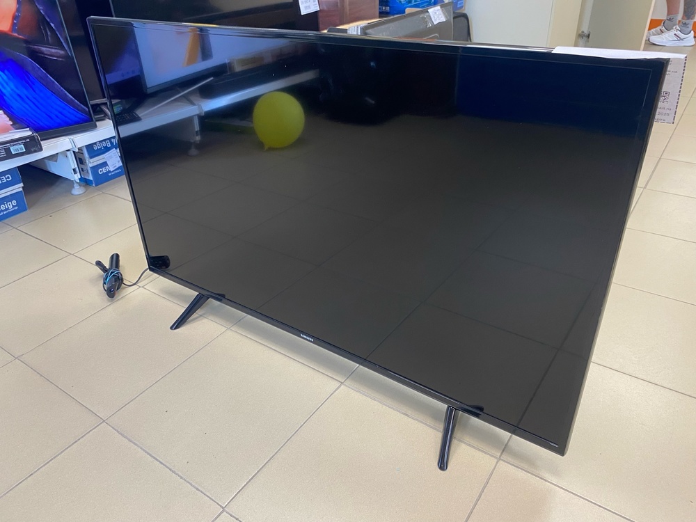 LED Телевизор Samsung UE43J5202AU