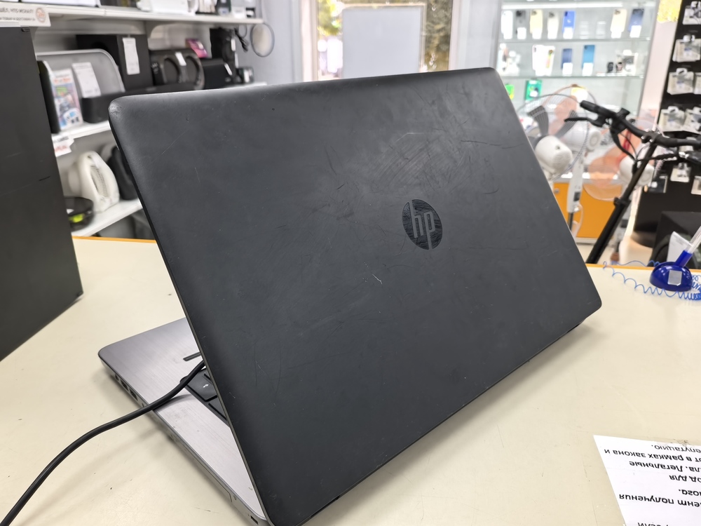Ноутбук HP; Core i5-4210U, Radeon R5 M255, 8 Гб, 256 Гб, Нет
