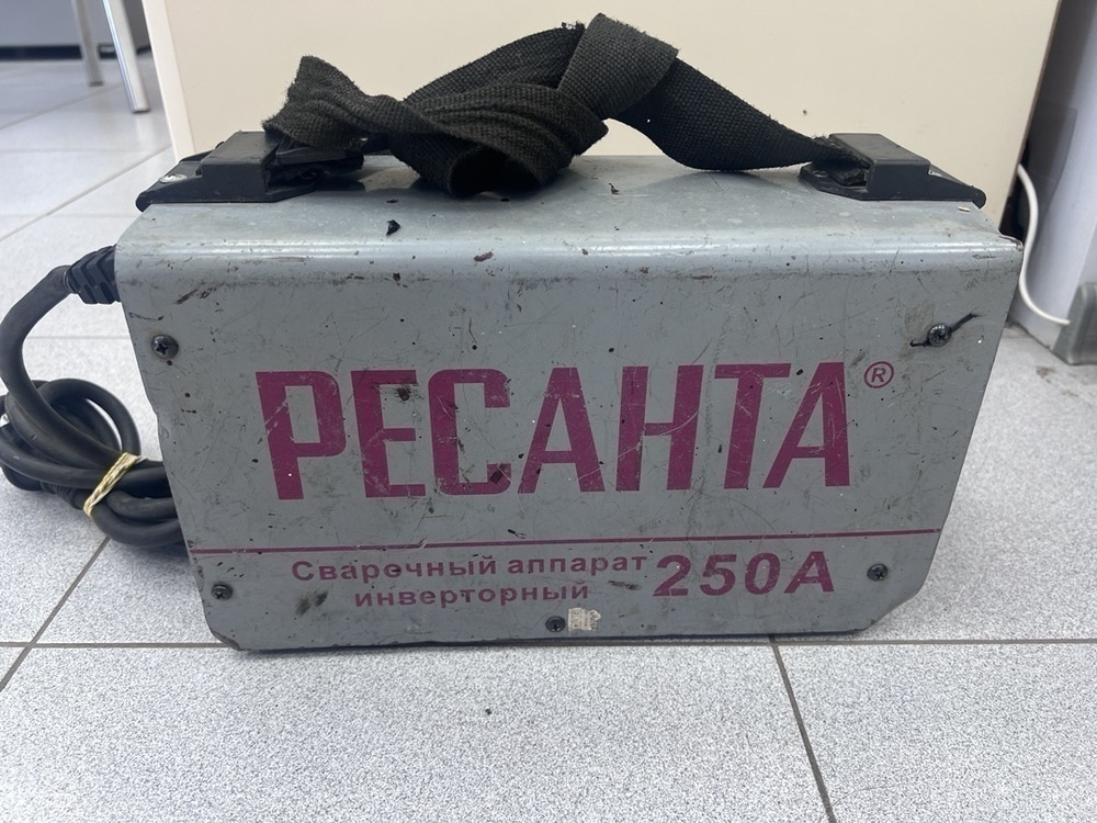 Сварочный аппарат Ресанта САИ 250 ПН