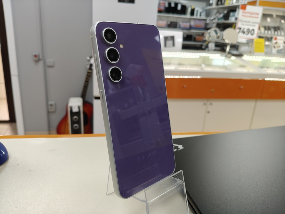 Смартфон Samsung Galaxy S23 FE 8/128