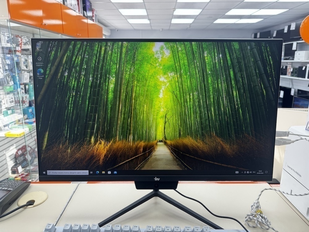 Моноблок IRU; Core i3-1220P, Intel UHD Graphics, 8 Гб, 256 Гб, Нет