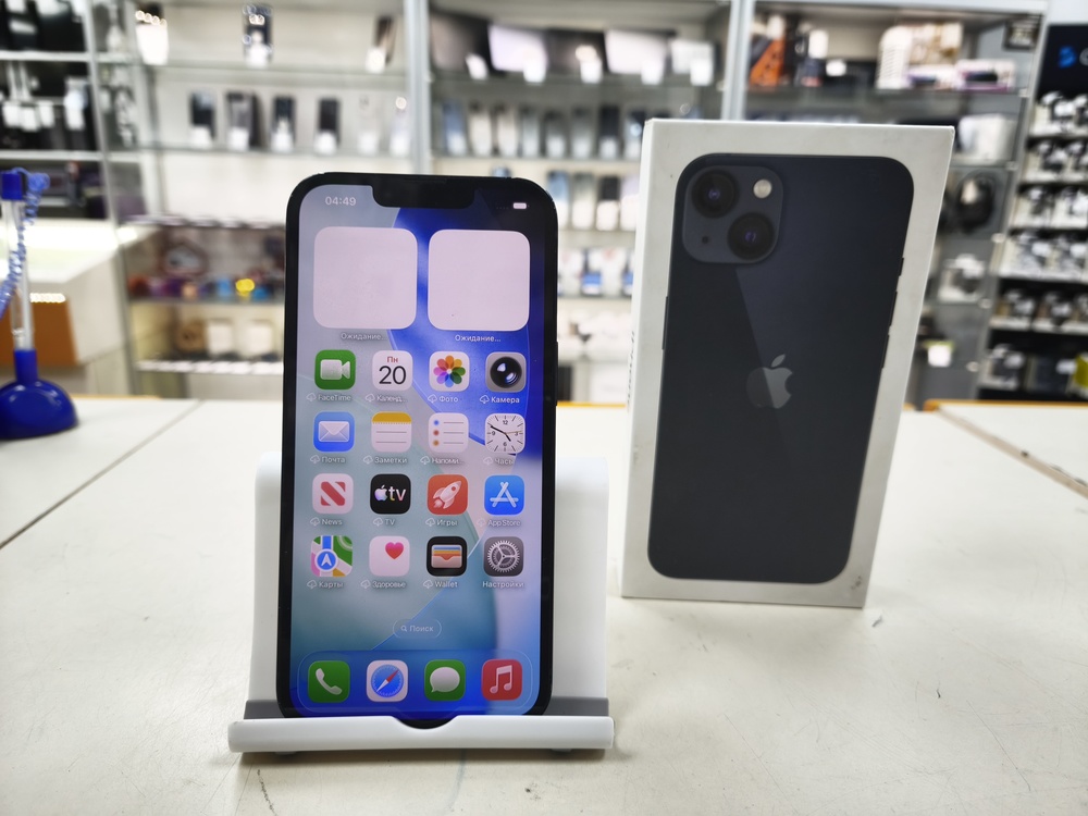 Смартфон Apple iPhone 13 128Gb