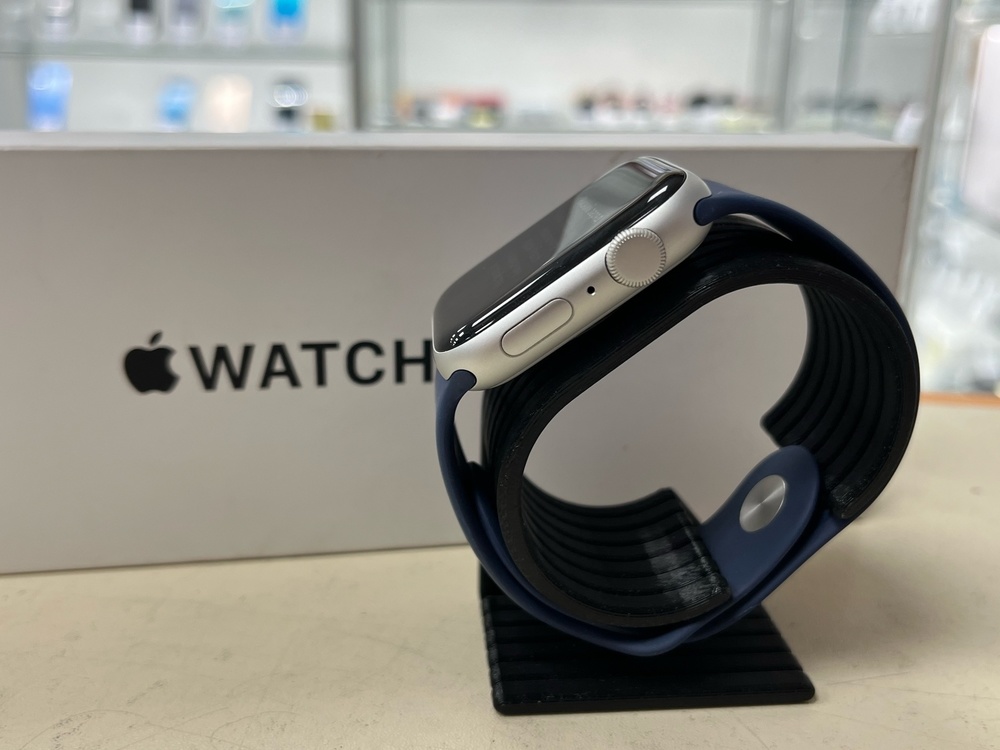 Смарт-часы Apple Watch SE 2022 44mm