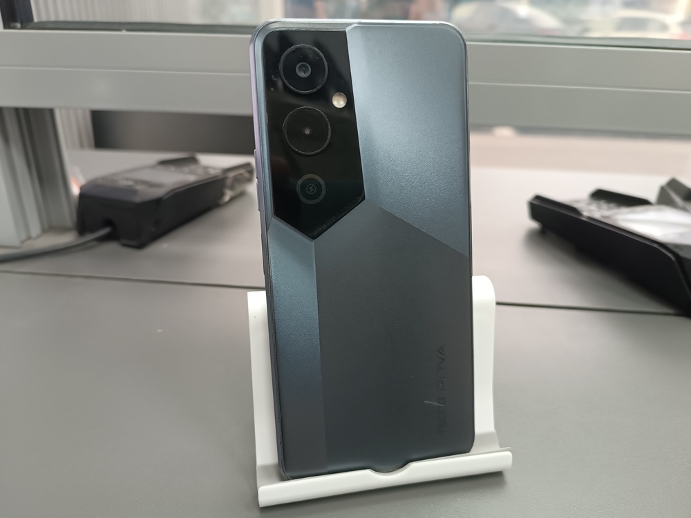 Смартфон Tecno Pova 4 Pro 8/256
