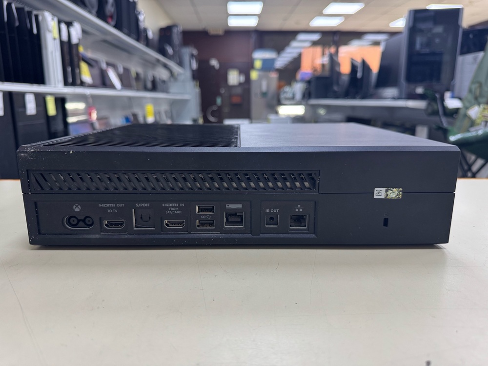 Игровая приставка Xbox One 500Gb