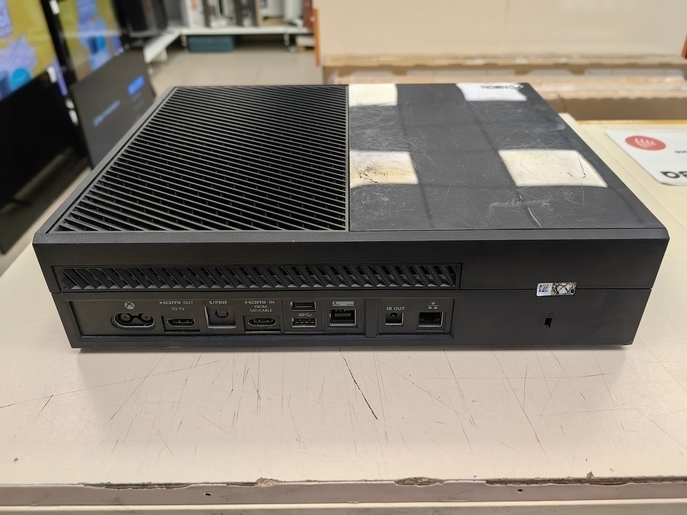 Игровая приставка Xbox One 500Gb