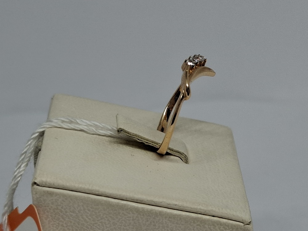 КОЛЬЦО С КАМНЯМИ (Au 585)