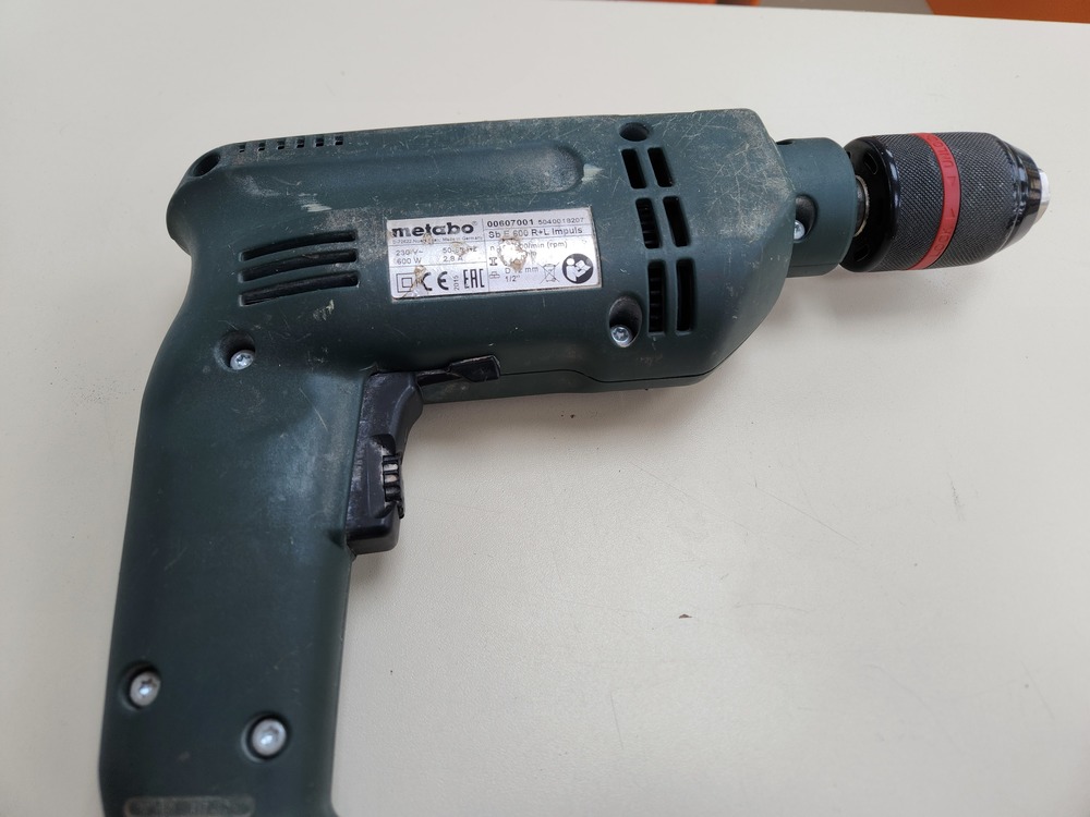 Дрель-ударная Metabo SBE 650