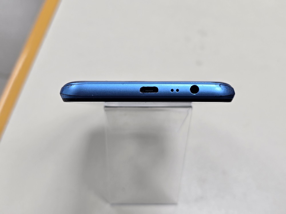 Смартфон Realme C11 2/32