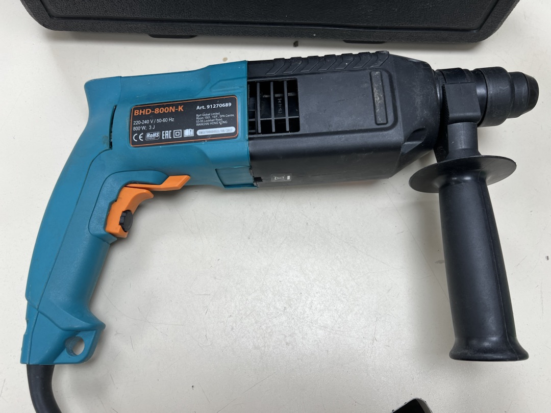 Перфоратор Bort BHD-800N-K