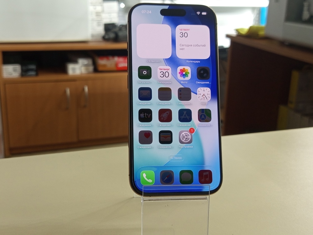 Смартфон Apple Iphone 16 Pro 128Gb