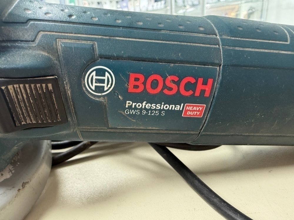 Угловая шлифмашина Bosch GWS 9-125S