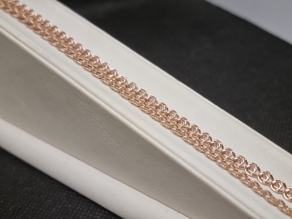 ЦЕПЬ ПУСТОТЕЛАЯ Лав (Au 585)