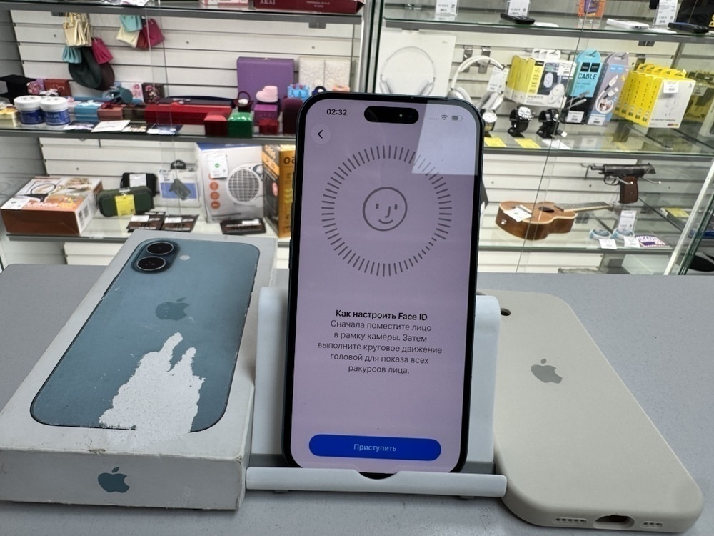 Смартфон Apple Iphone 16 128Gb
