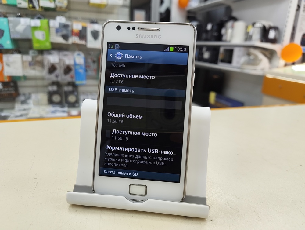 Смартфон Samsung GT-I9100