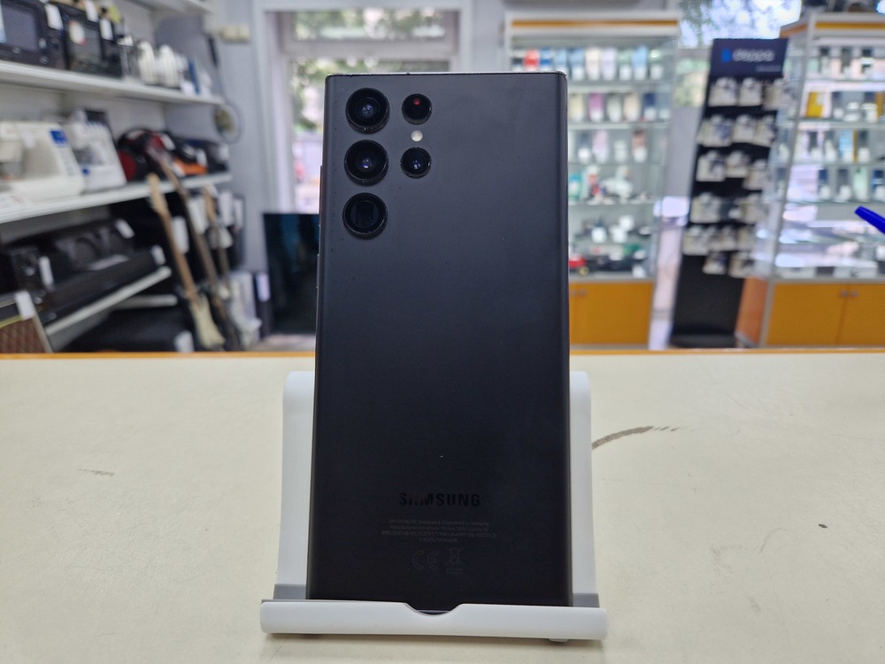 Смартфон Samsung Galaxy S22 Ultra 8/128