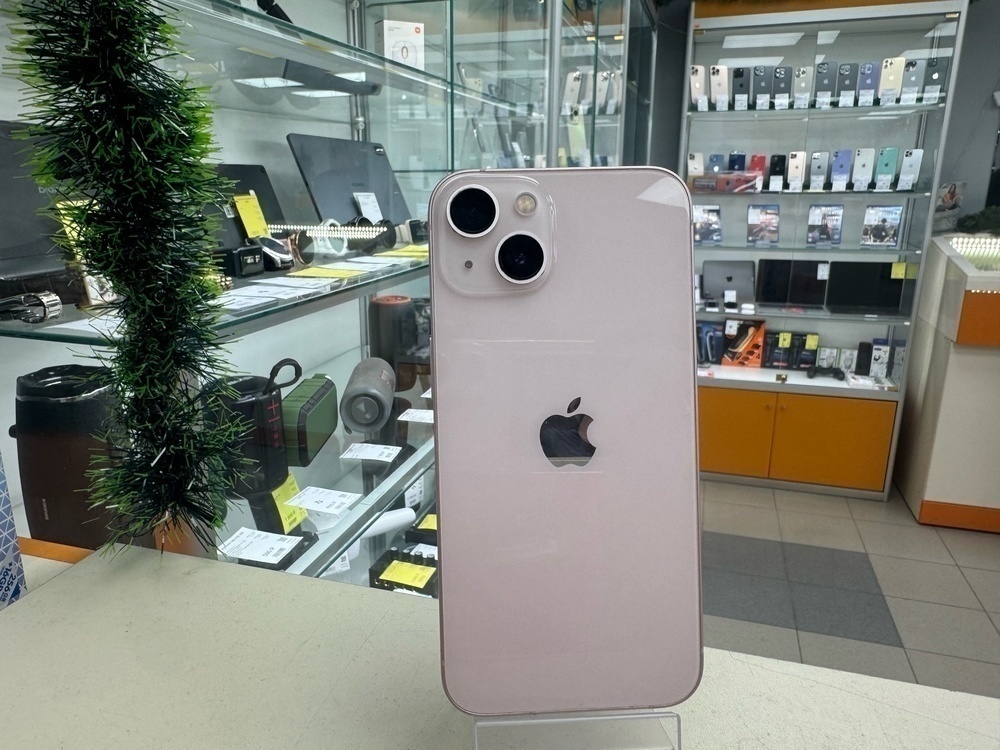Смартфон Apple iPhone 13 128Gb