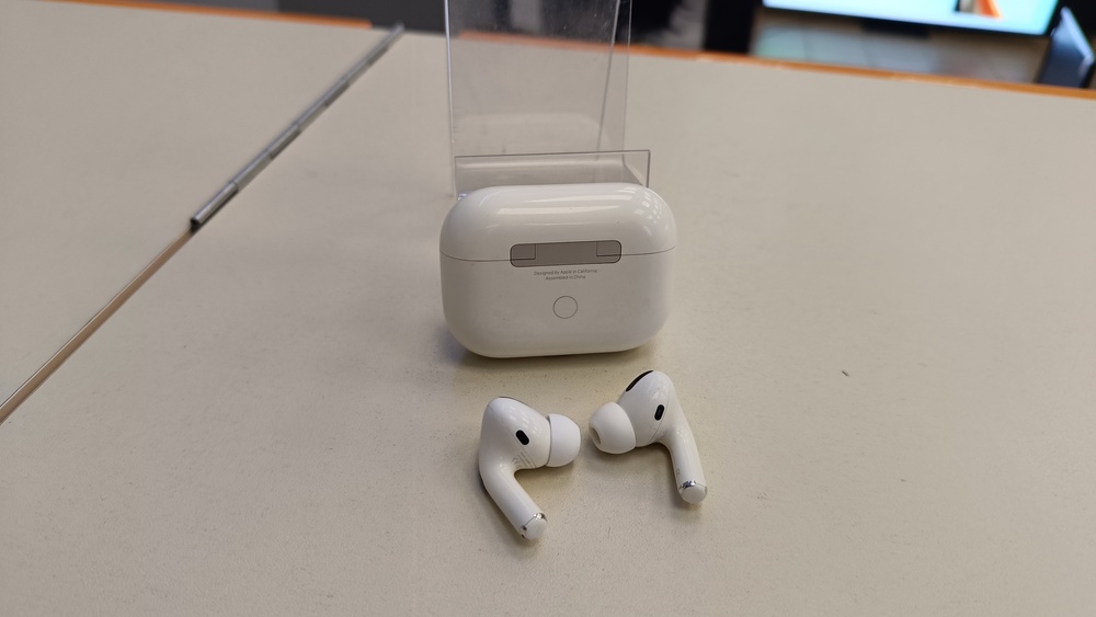 Наушники беспроводные Apple AirPods Pro