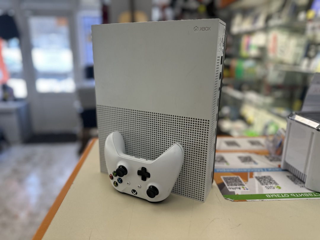 Игровая приставка Xbox One S 500Gb