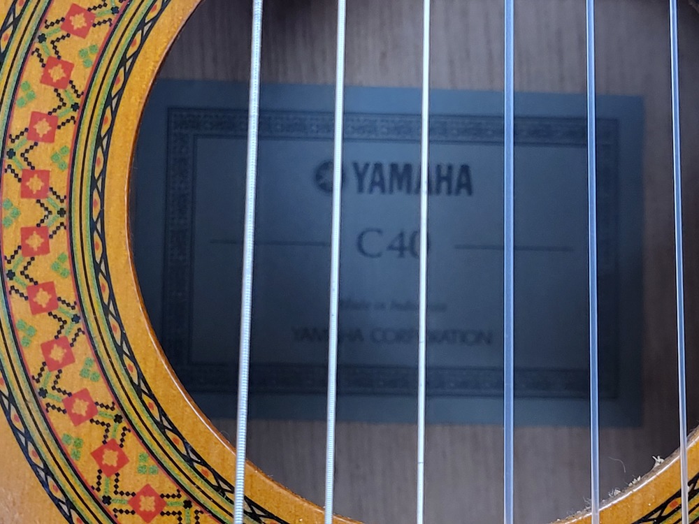 акустическая Yamaha C 40