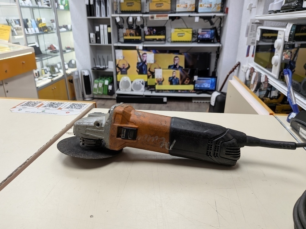 Угловая шлифмашина AEG WS 10-125