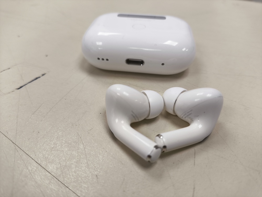 Наушники беспроводные Apple AirPods Pro 2 Gen