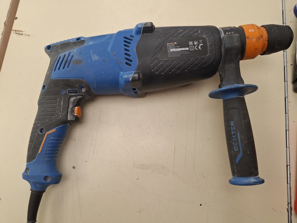 Перфоратор Dexter 800rh2-30.5;