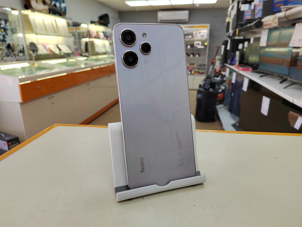 Смартфон Xiaomi Redmi 12 4/128