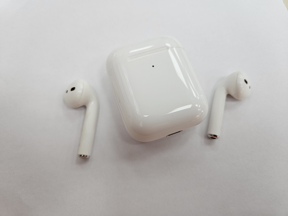Наушники беспроводные Apple AirPods 2
