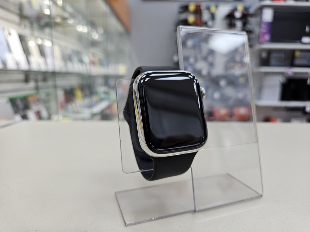 Смарт-часы Apple Watch Series 8 45mm