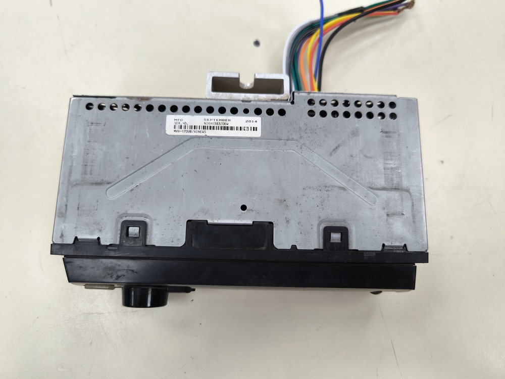 Автомагнитола Pioneer MVH-170UB
