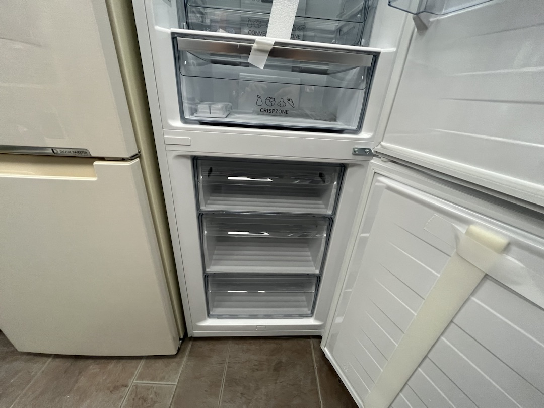 Холодильник Gorenje NRK 6202AW4