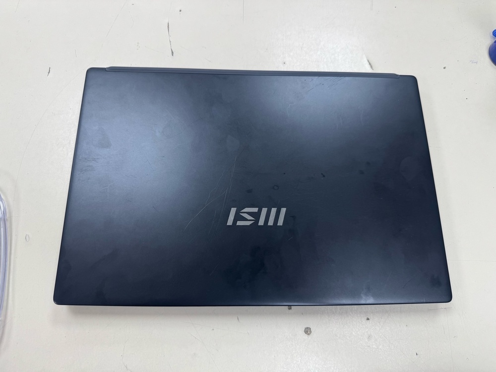 Ноутбук MSI; 5-5625u, AMD Radeon (TM) Graphics, 8 Гб, Нет, 250 Гб