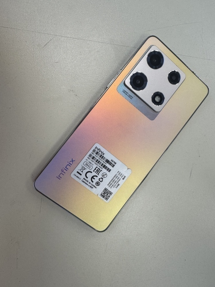 Смартфон Infinix Note 30 PRO 8/256
