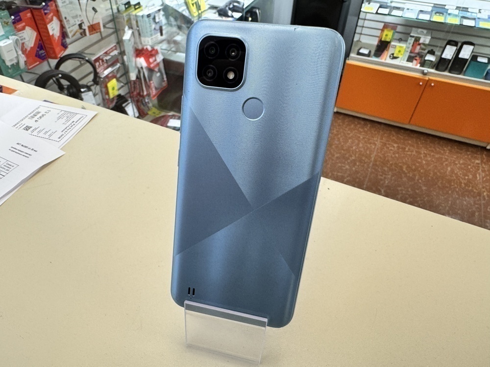 Смартфон Realme C21 3/32