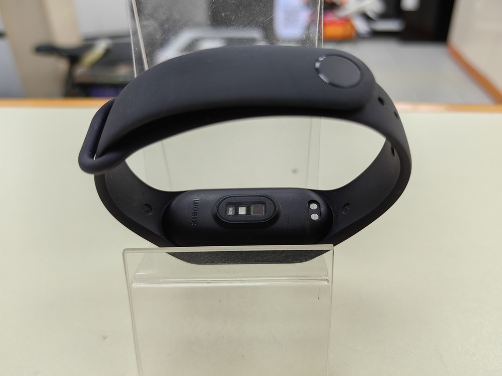 Фитнес-браслет Xiaomi Mi Band 7