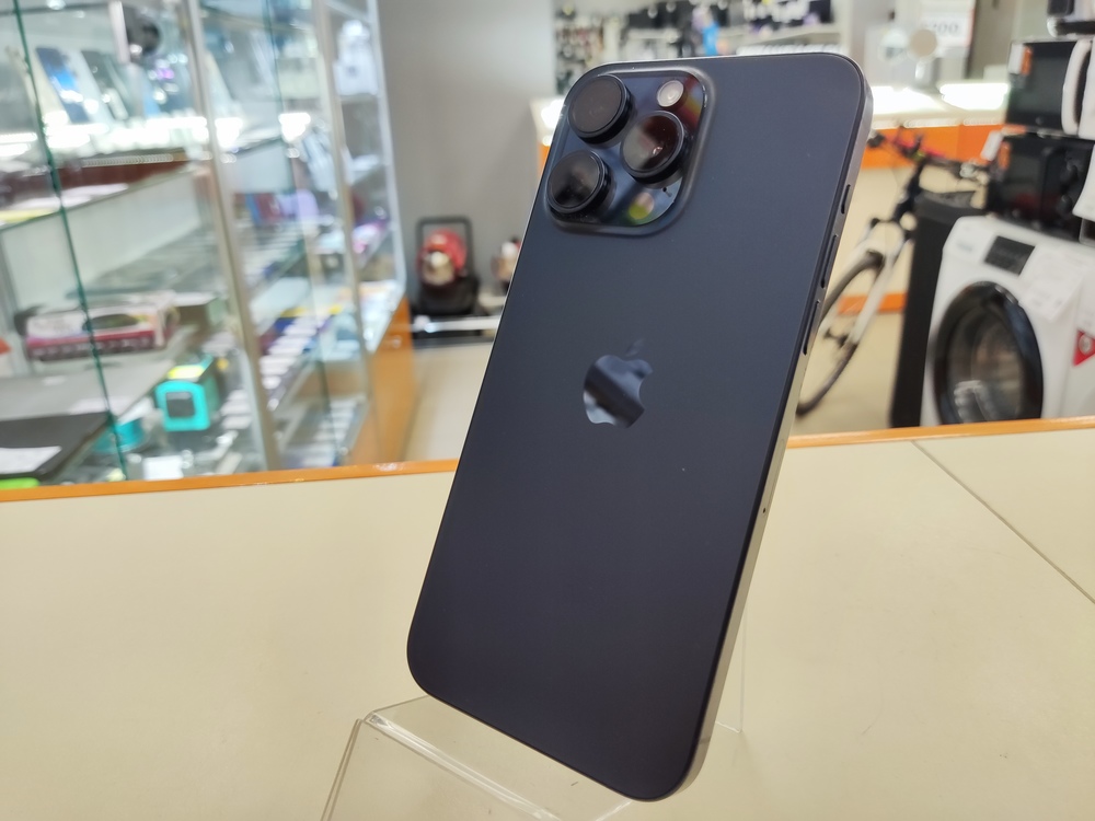 Смартфон Apple iPhone 15 Pro Max 256Gb