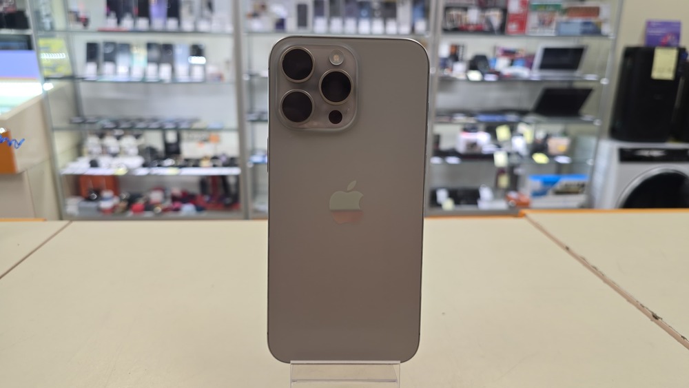 Смартфон Apple iPhone 15 Pro Max 256Gb