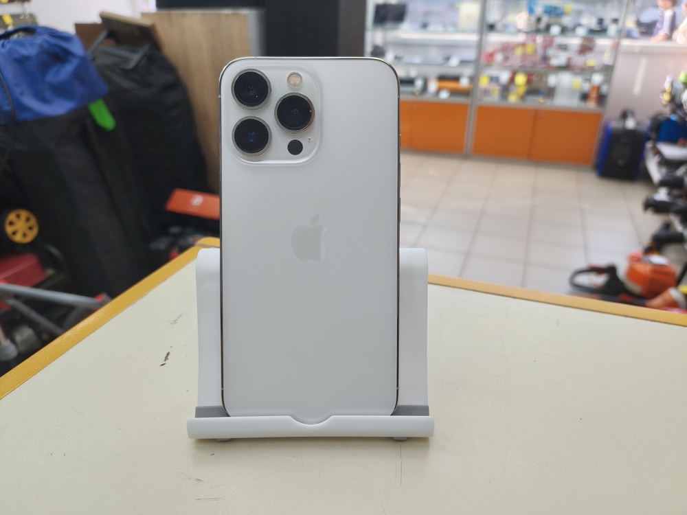 Смартфон Apple iPhone 13 Pro 256Gb