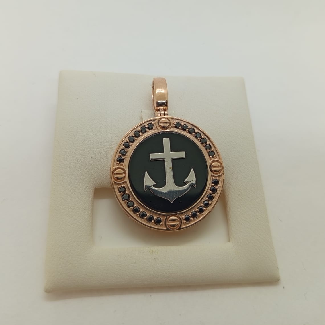 ПОДВЕСКА С КАМНЯМИ (Au 585)