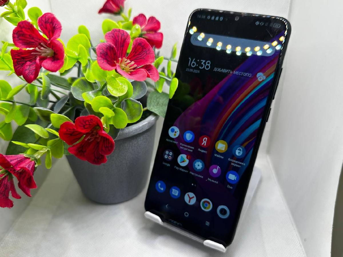 Смартфон TCL 10 SE