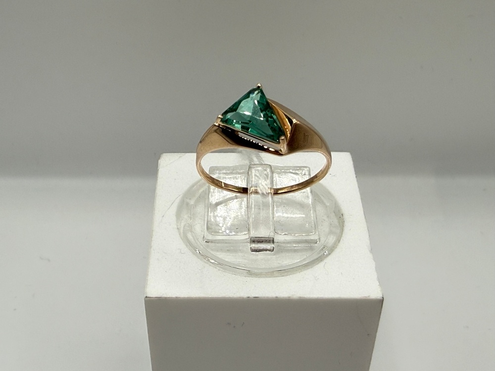 КОЛКМ585 КОЛЬЦО С КАМНЕМ (Au 585)