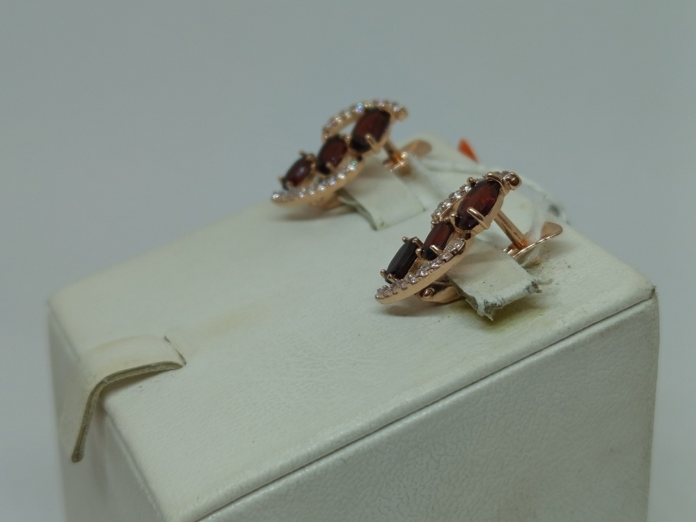 СКМИ585 СЕРЬГИ С КАМНЯМИ (Au 585)