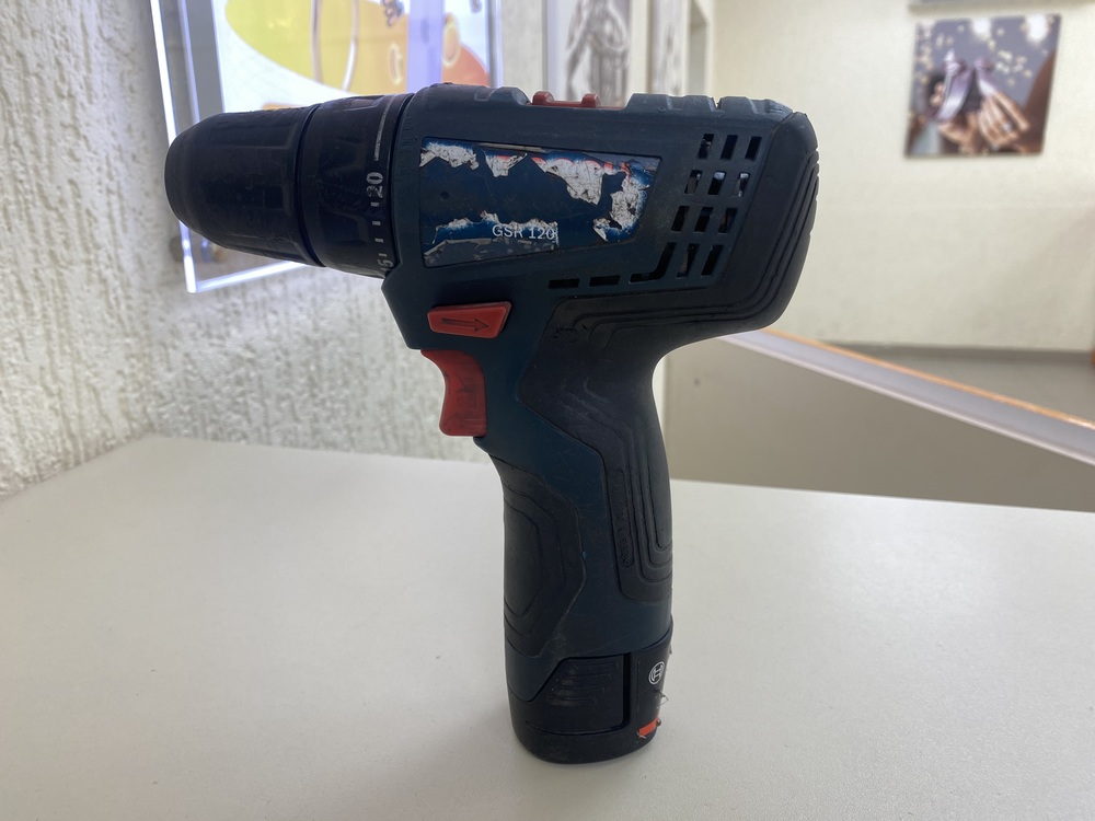 Шуруповерт Bosch GSR 120-LI