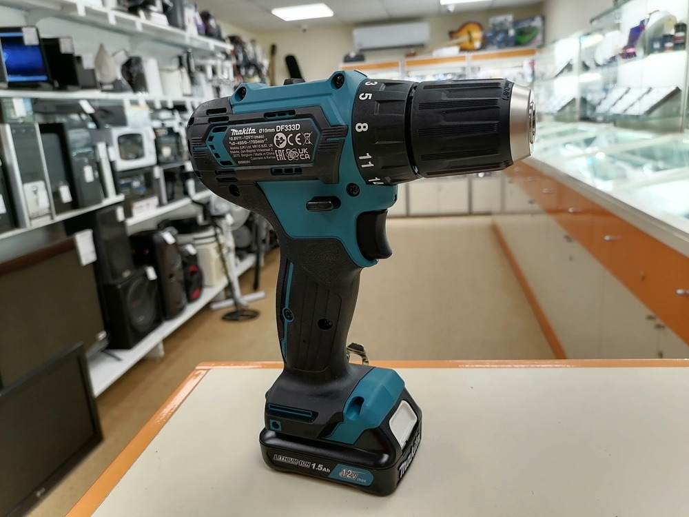 Шуруповерт Makita DF333DWYE