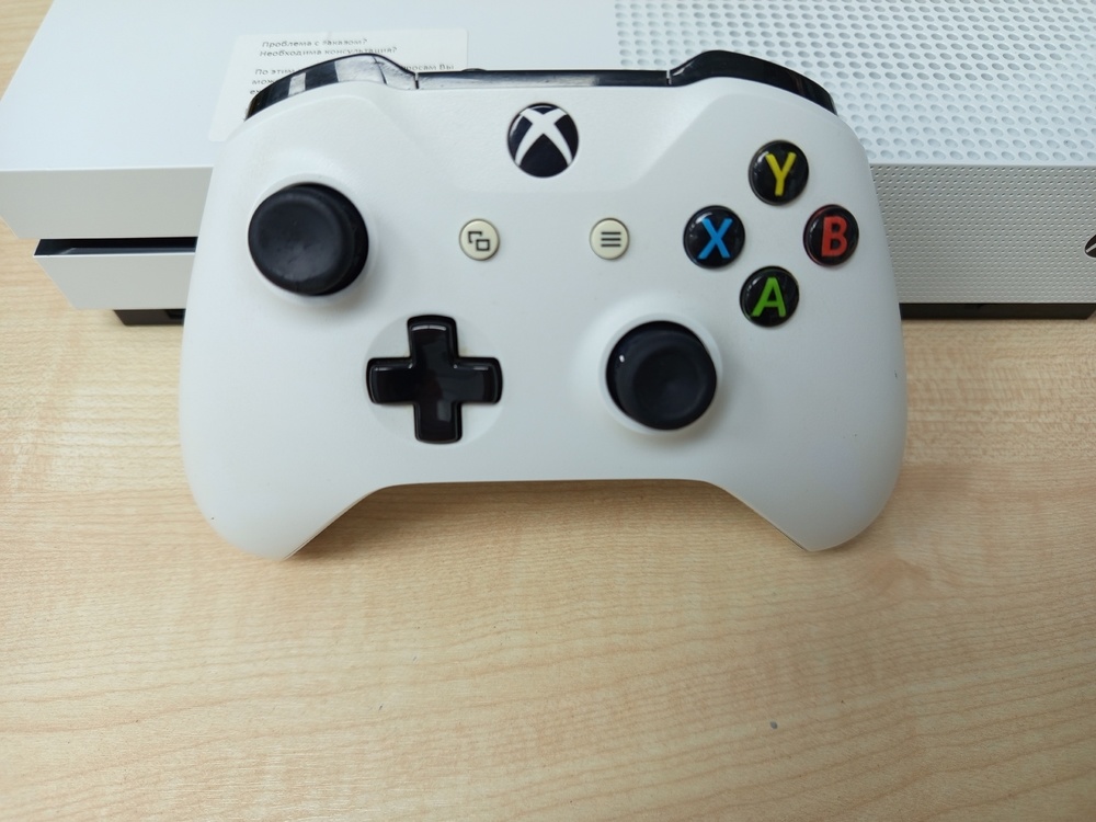 Игровая приставка Xbox One S 1TB